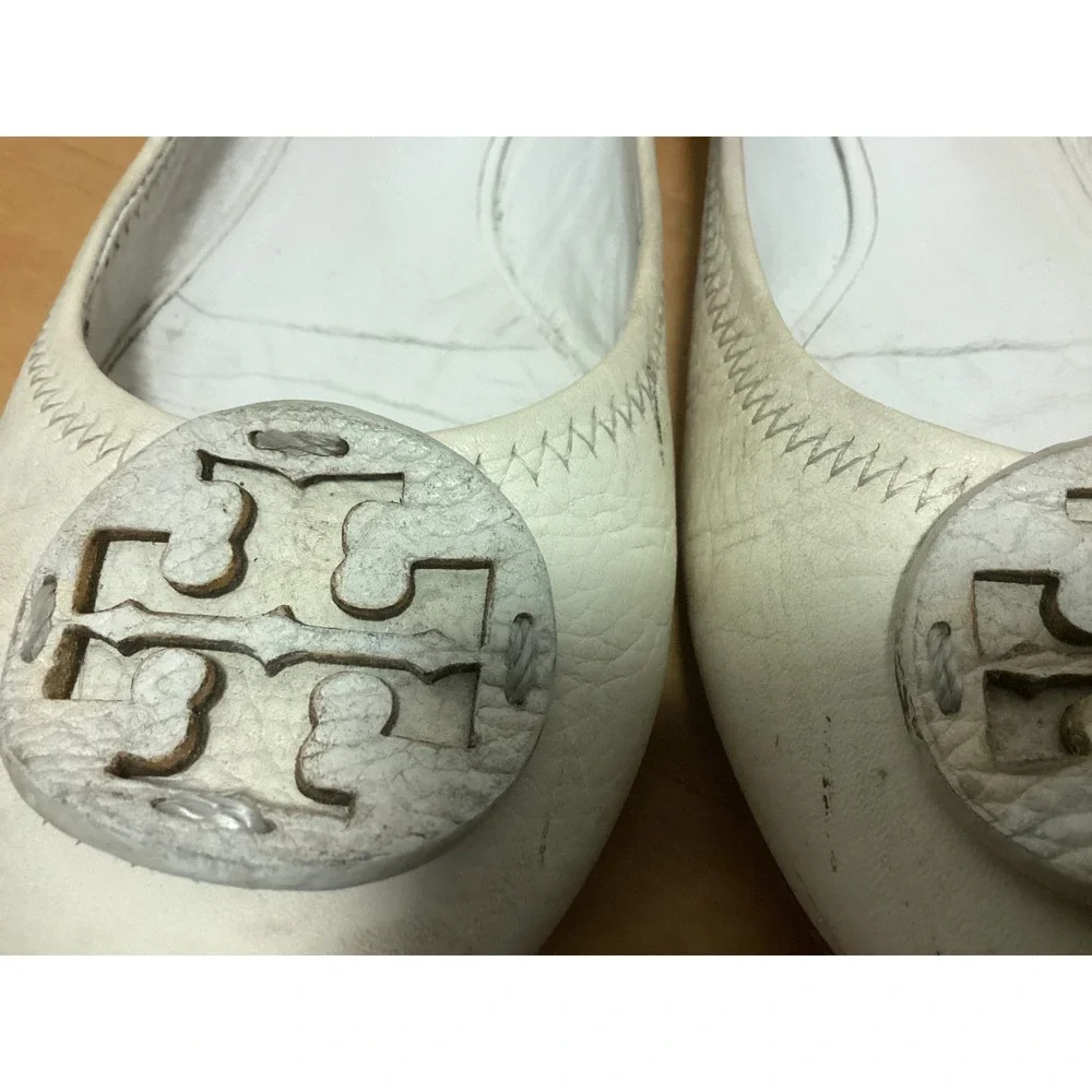 Tory Burch Ballet Flats Women 7 Cream Leather Reva Medallion Scrunch Back